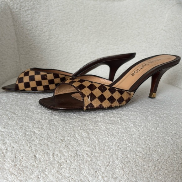 Louis Vuitton Kitten Heeled Sandals size 40 - Picture 2 of 5